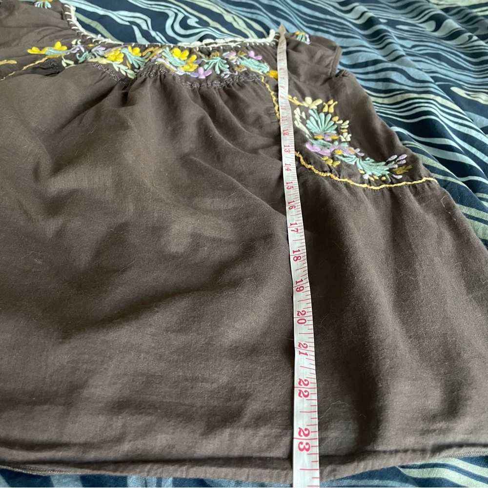 V1053 FREE PEOPLE Floral Embroidered Cotton Top - Picture 4 of 6